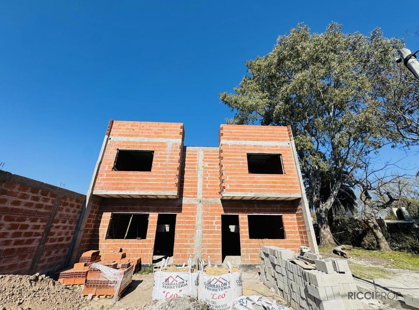 Foto de Departamento tipo duplex 3 ambientes en obra en venta patagones 961, imagen 2