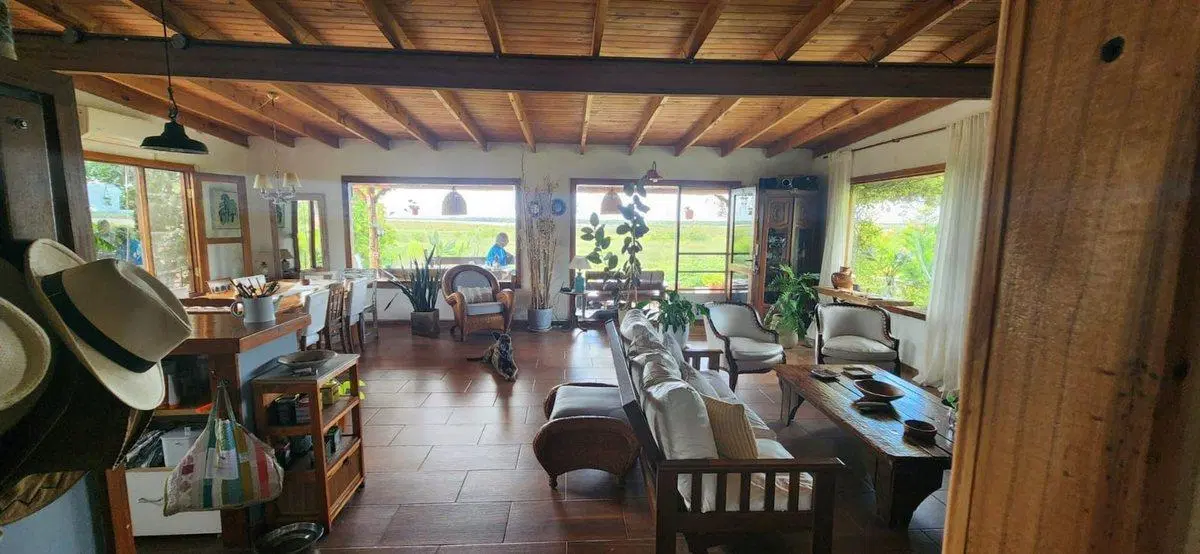 COMPLEJO DE  6 CABAÑAS Y 2 CASAS, ZONA SAN PEDRO 3