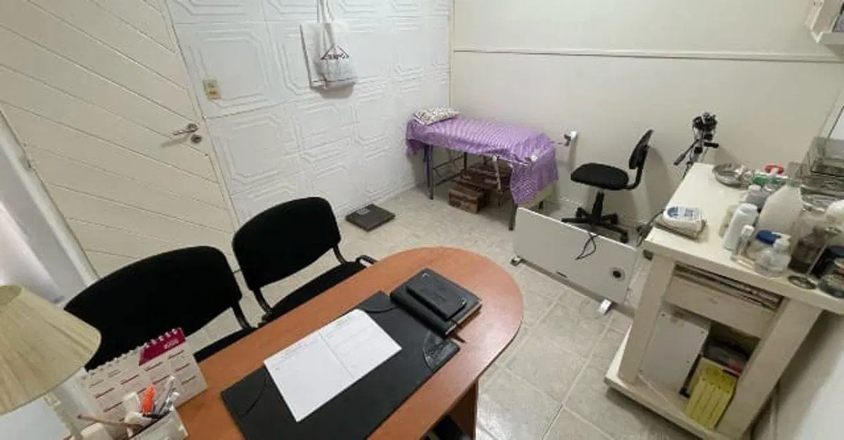 CASA DE 4 AMB, VENTA POSIBLE CONSULTORIO EN PADUA 4