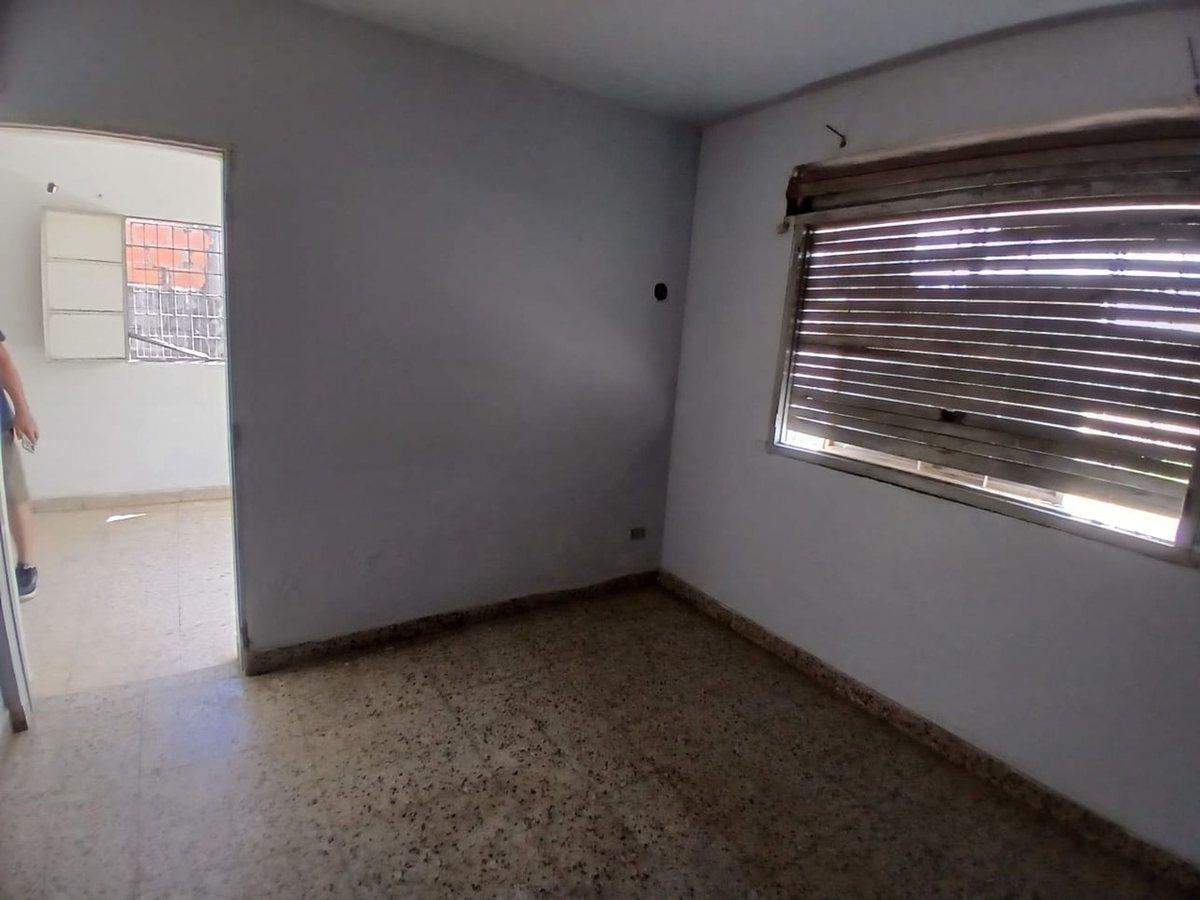Foto de VENTA DE CASA Y QUINCHO A TERMINAR EN MERLO BS AS, imagen 5