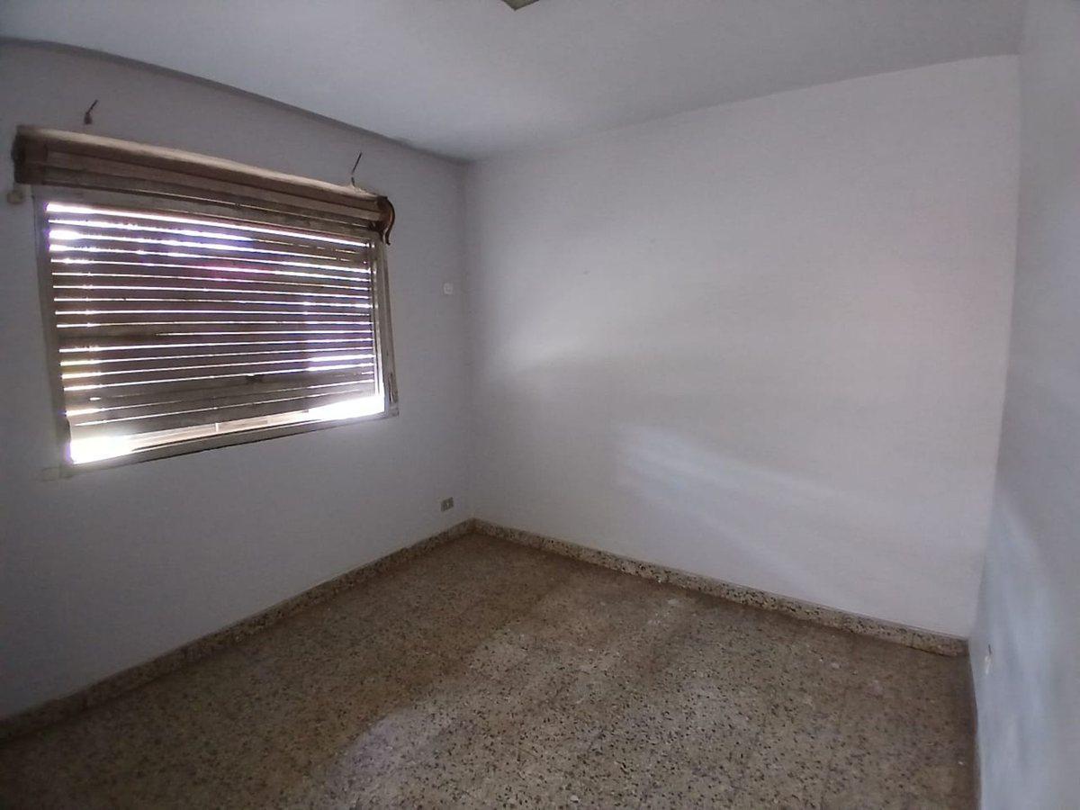 Foto de VENTA DE CASA Y QUINCHO A TERMINAR EN MERLO BS AS, imagen 1