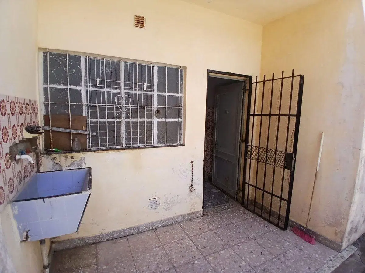 VENTA DE CASA Y QUINCHO A TERMINAR  EN MERLO BS AS 2