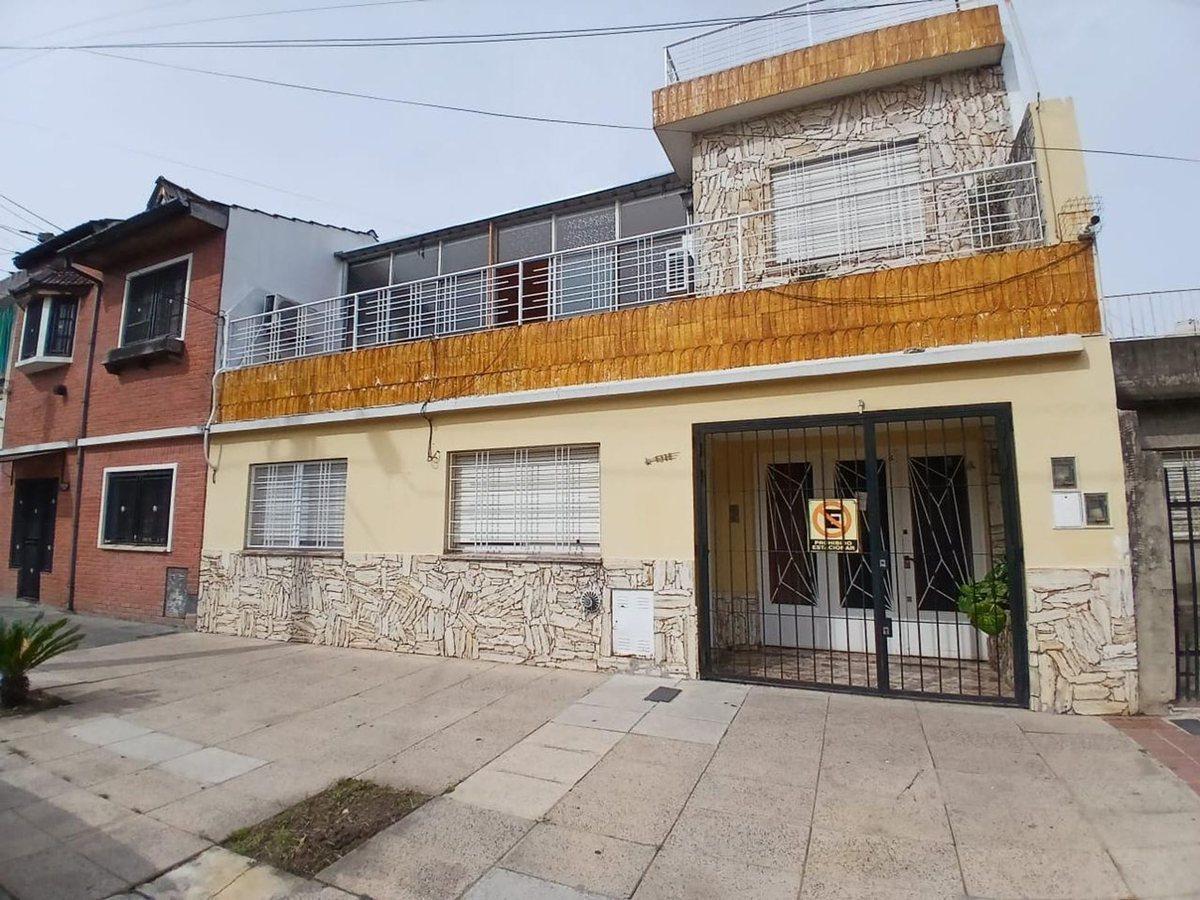 PH MULTIFAMILIAR DE 4 AMB.EN RAMOS MEJIA