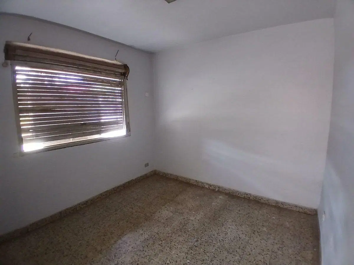 VENTA DE CASA Y QUINCHO A TERMINAR  EN MERLO BS AS 8