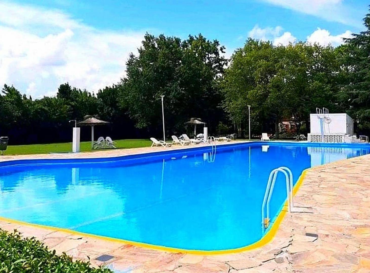 Foto de Hermoso Lote en Venta en Country Club Las Brisas, imagen 1