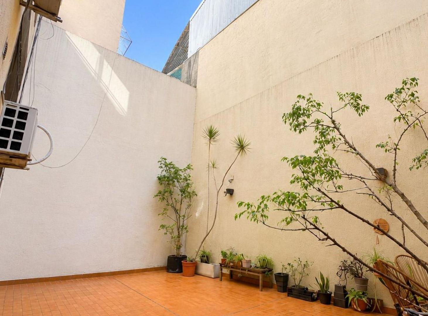 Foto de Venta departamento 3 ambientes con patio-Palermo, imagen 2