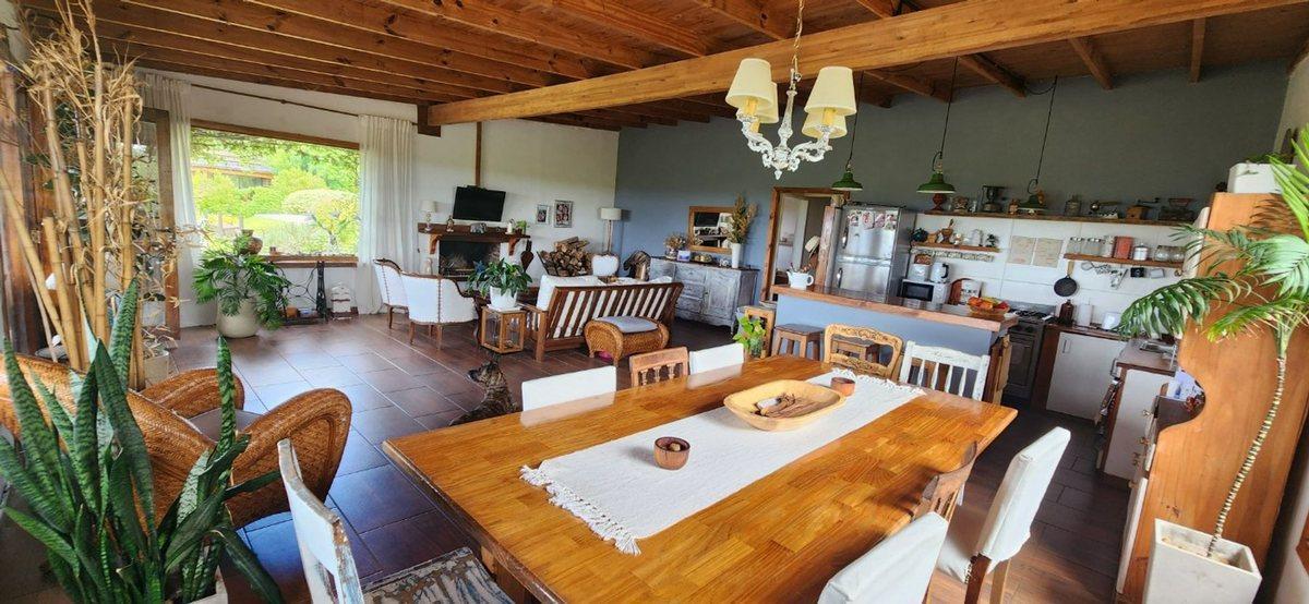 Foto de COMPLEJO DE 6 CABAÑAS Y 2 CASAS, ZONA SAN PEDRO, imagen 2