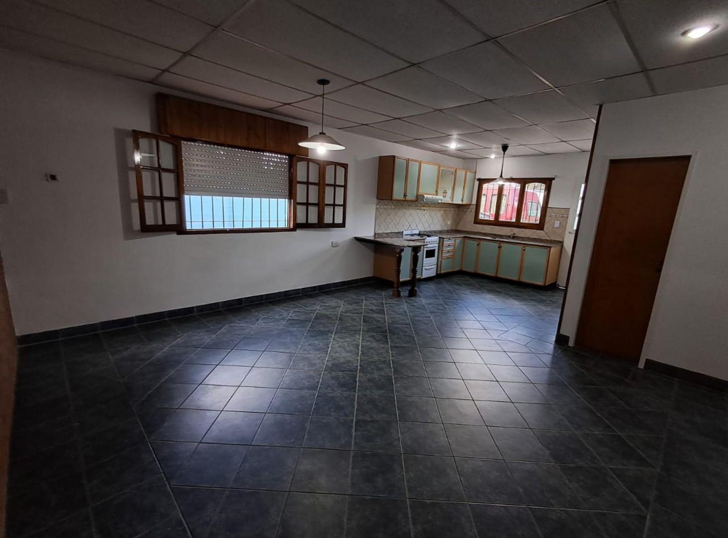 Foto de CASA EN ALQUILER EN BENAVIDEZ, imagen 2