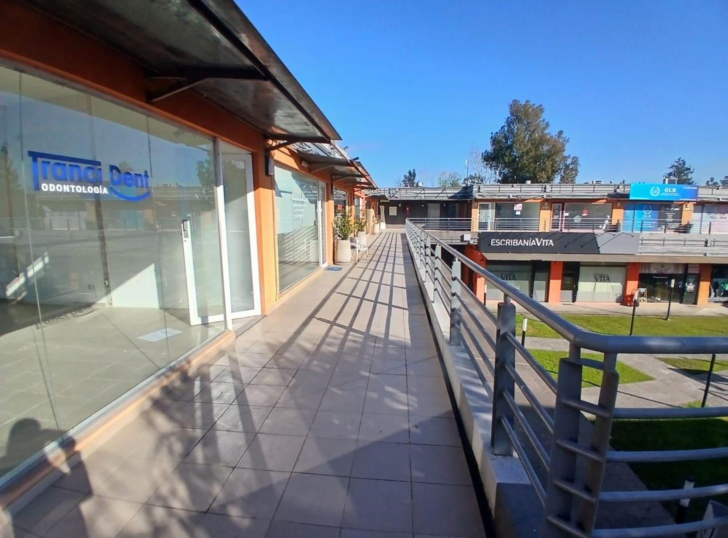 Foto de VENTA-LOCAL COMERCIAL EN SOLARES OPEN SHOP-MORENO, imagen 4