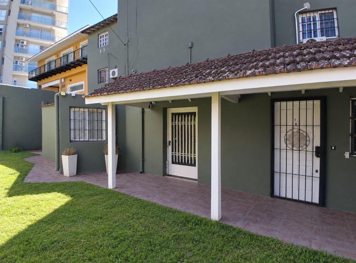 Foto de DEPARTAMENTO 3 AMBIENTES EN BECCAR- AV CENTENARIO, imagen 1