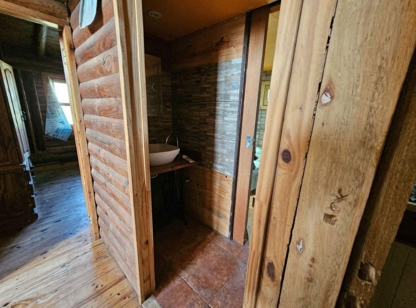 Foto de Venta de Cabaña, 2.030 m2 de Terreno, imagen 4