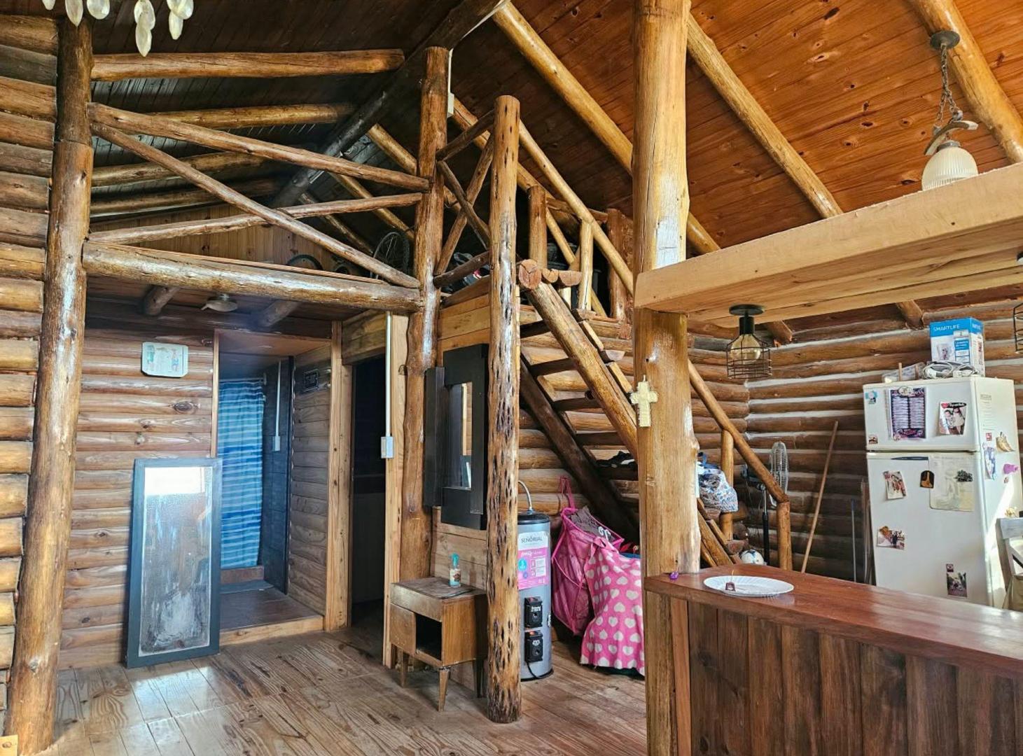 Foto de Venta de Cabaña, 2.030 m2 de Terreno, imagen 2