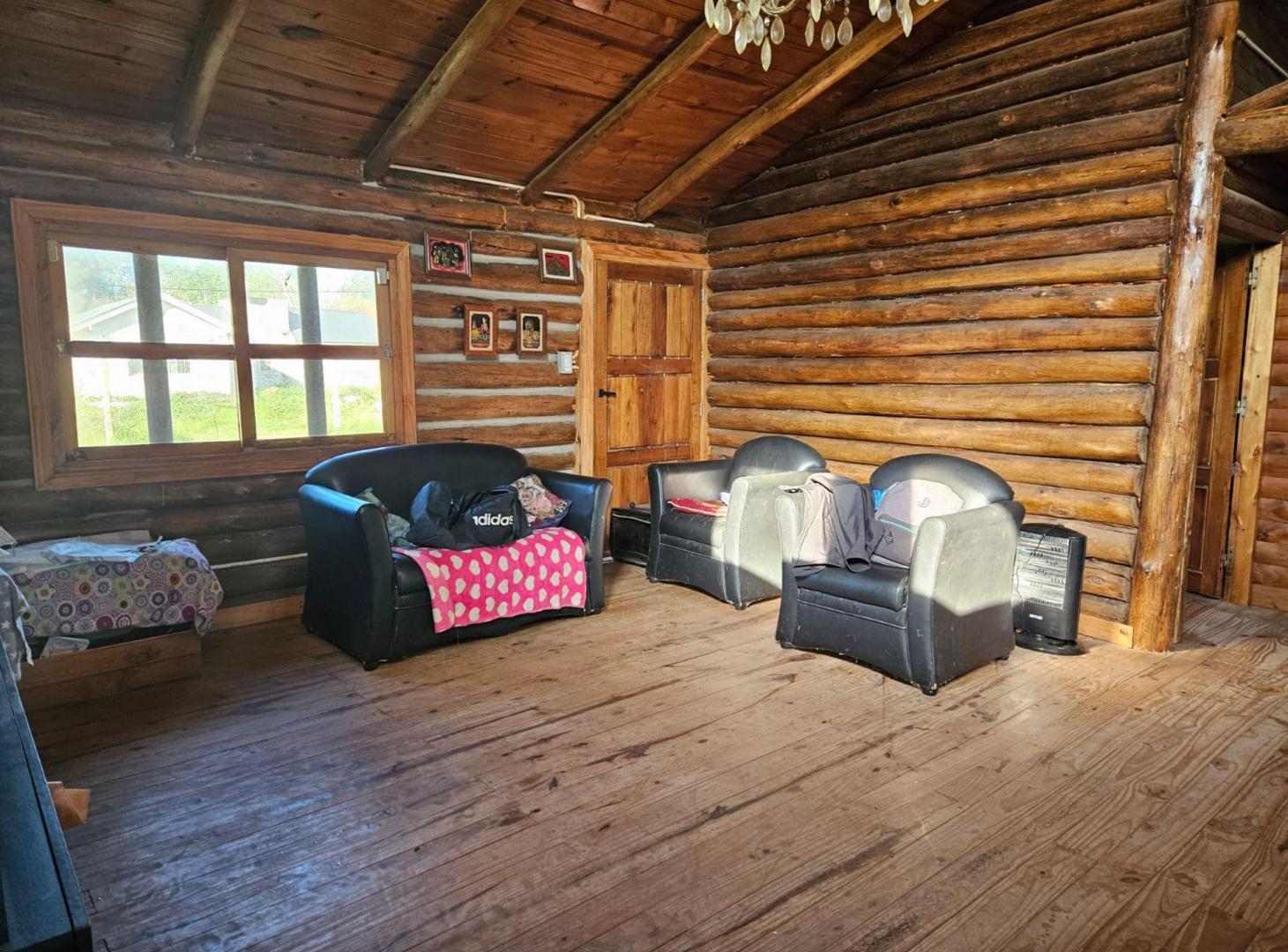 Foto de Venta de Cabaña, 2.030 m2 de Terreno, imagen 1