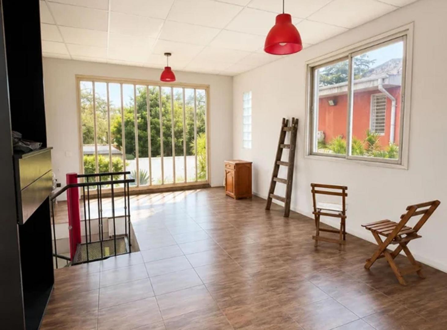 Foto de Alquiler casa 6 ambientes c/pileta, imagen 4