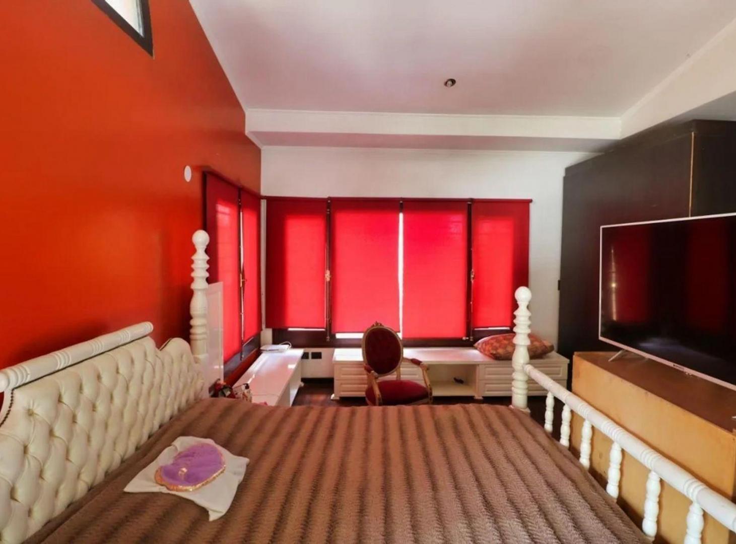 Foto de Alquiler casa 6 ambientes c/pileta, imagen 2