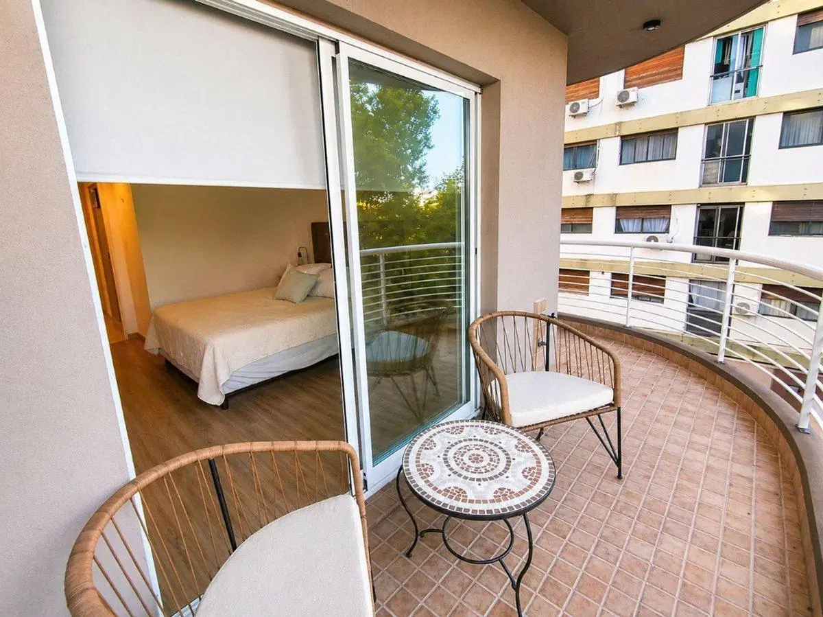DEPARTAMENTO 3 AMBIENTES VENTA RAMOS MEJIA BALCON 5