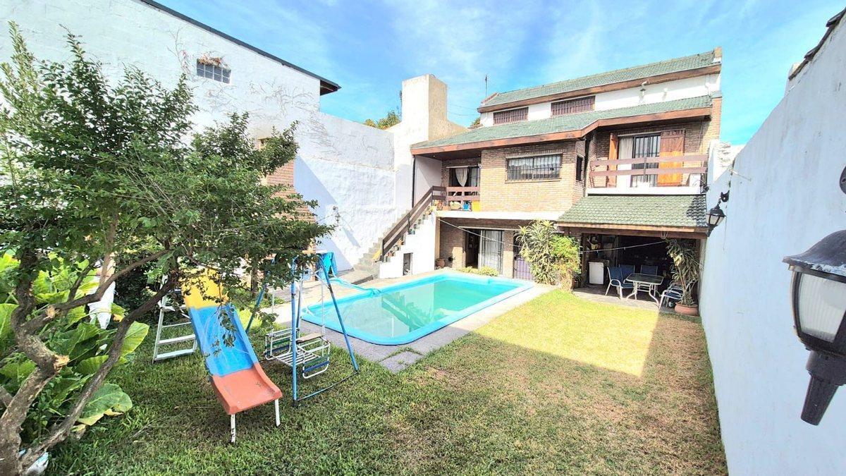 Foto de CASA VENTA VILLA BALLESTER CON PILETA Y PARRILLA, imagen 3