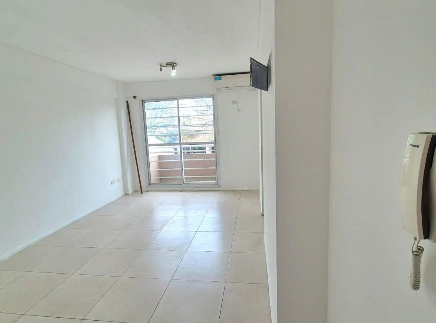 ALQUILER DEPARTAMENTO 2 AMBIENTES MORON COCHERA 5