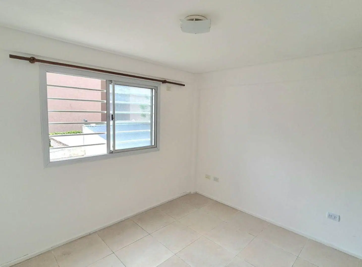 ALQUILER DEPARTAMENTO 2 AMBIENTES MORON COCHERA 2