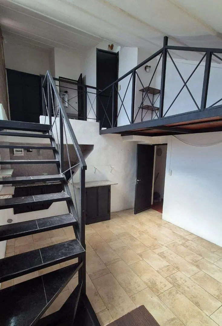 VENTA PH tipo Loft frente a la plaza 3