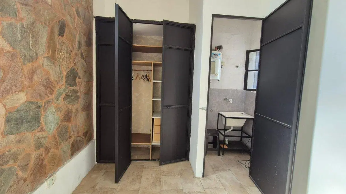 VENTA PH tipo Loft frente a la plaza 5