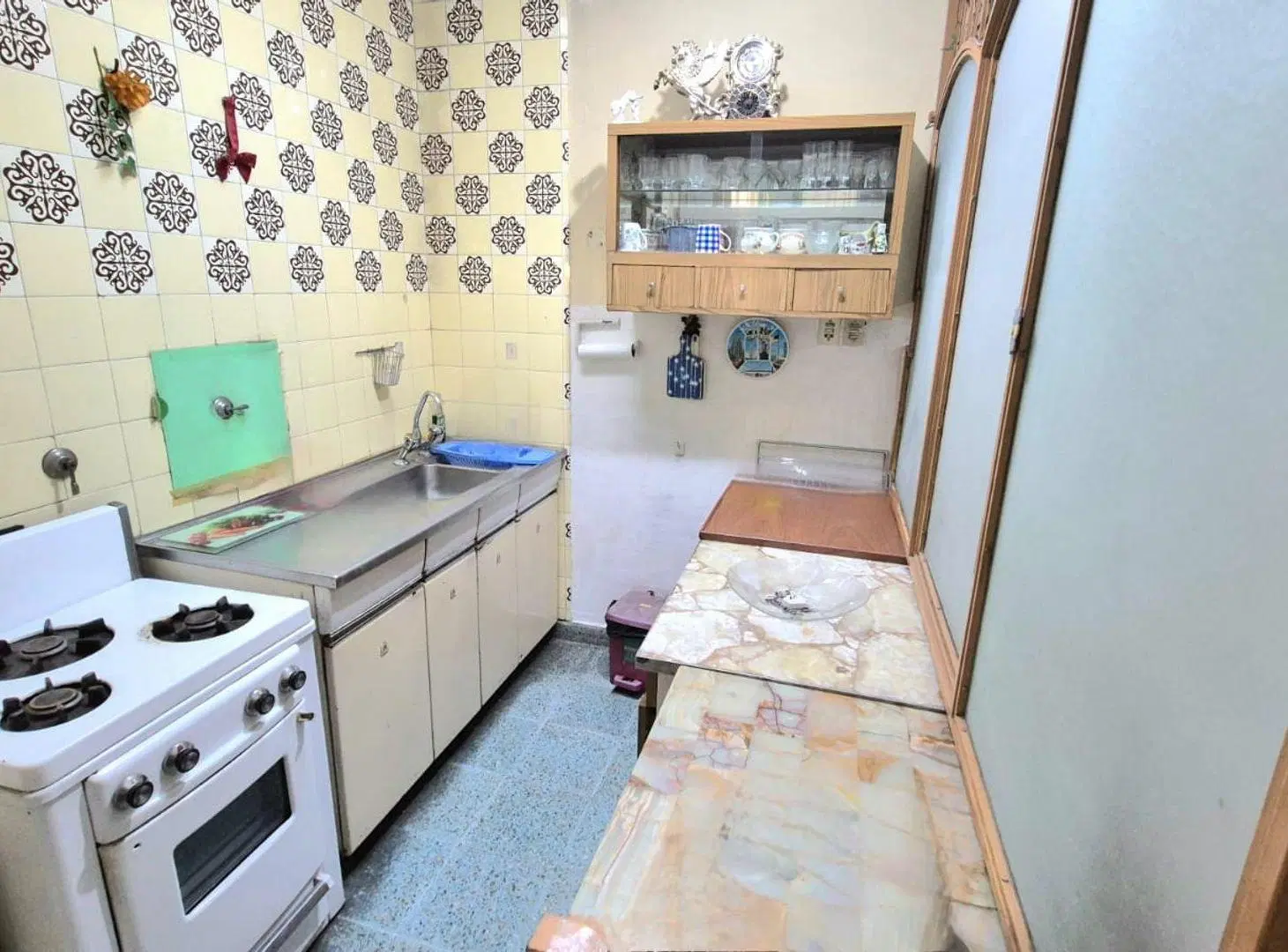 CASA 4 AMBIENTES EN VENTA EN BALLESTER CON PILETA 5