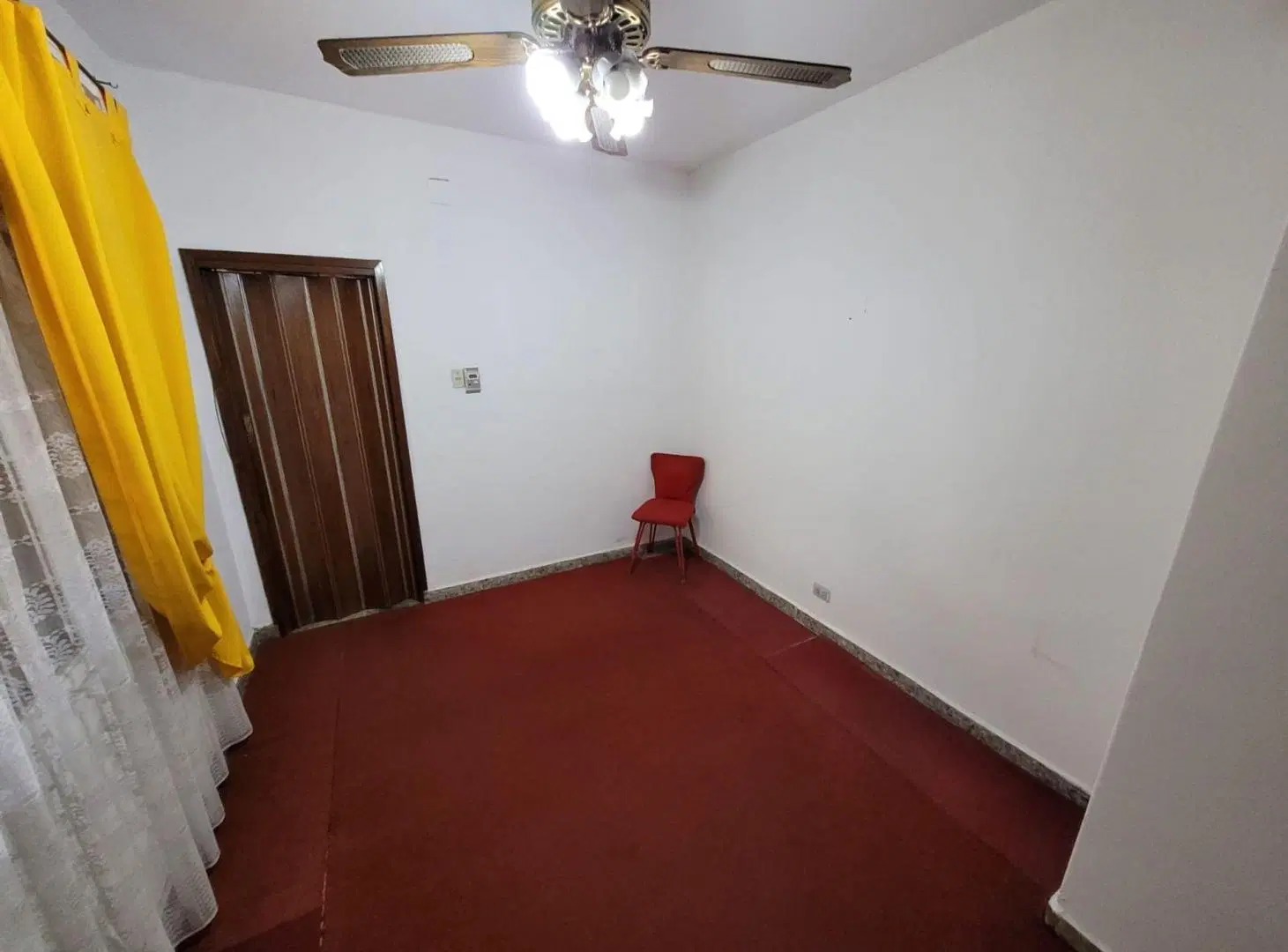 CASA 4 AMBIENTES EN VENTA EN BALLESTER CON PILETA 3