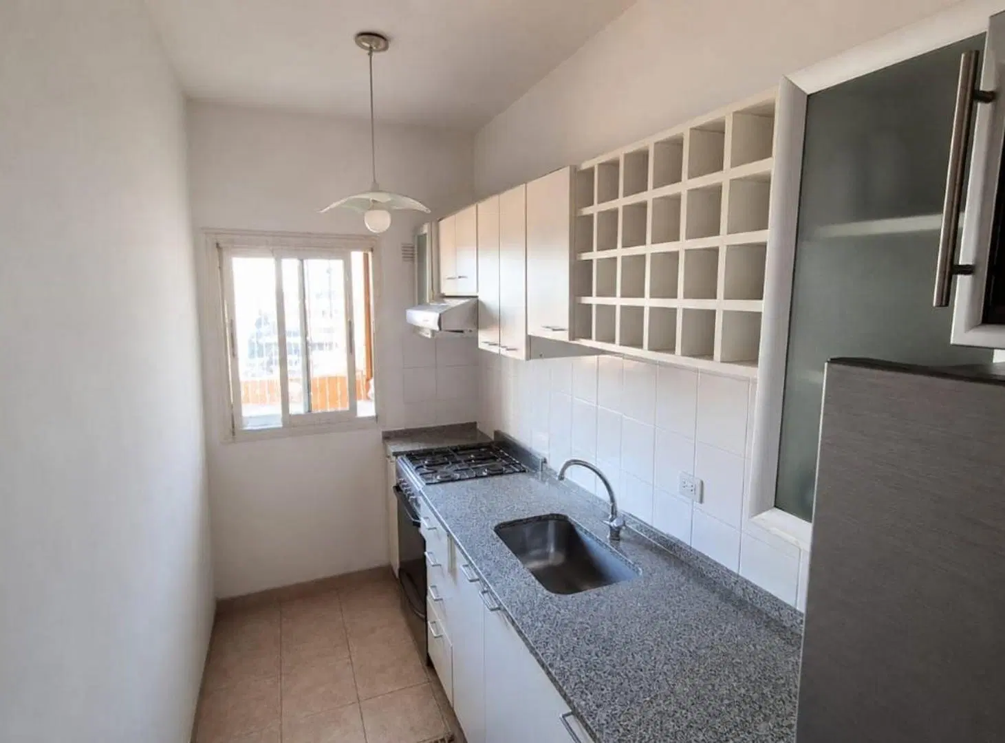 DEPARTAMENTO 3 AMBIENTES VENTA SANTA RITA COCHERA 4