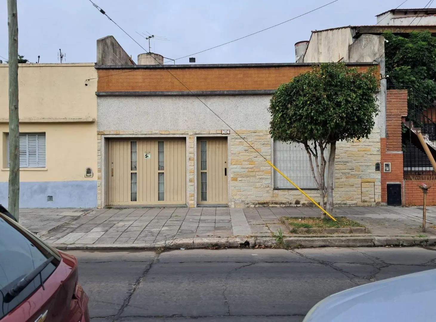 CASA 3 AMBIENTES  VENTA SAN MARTIN COCHERA PATIO 3