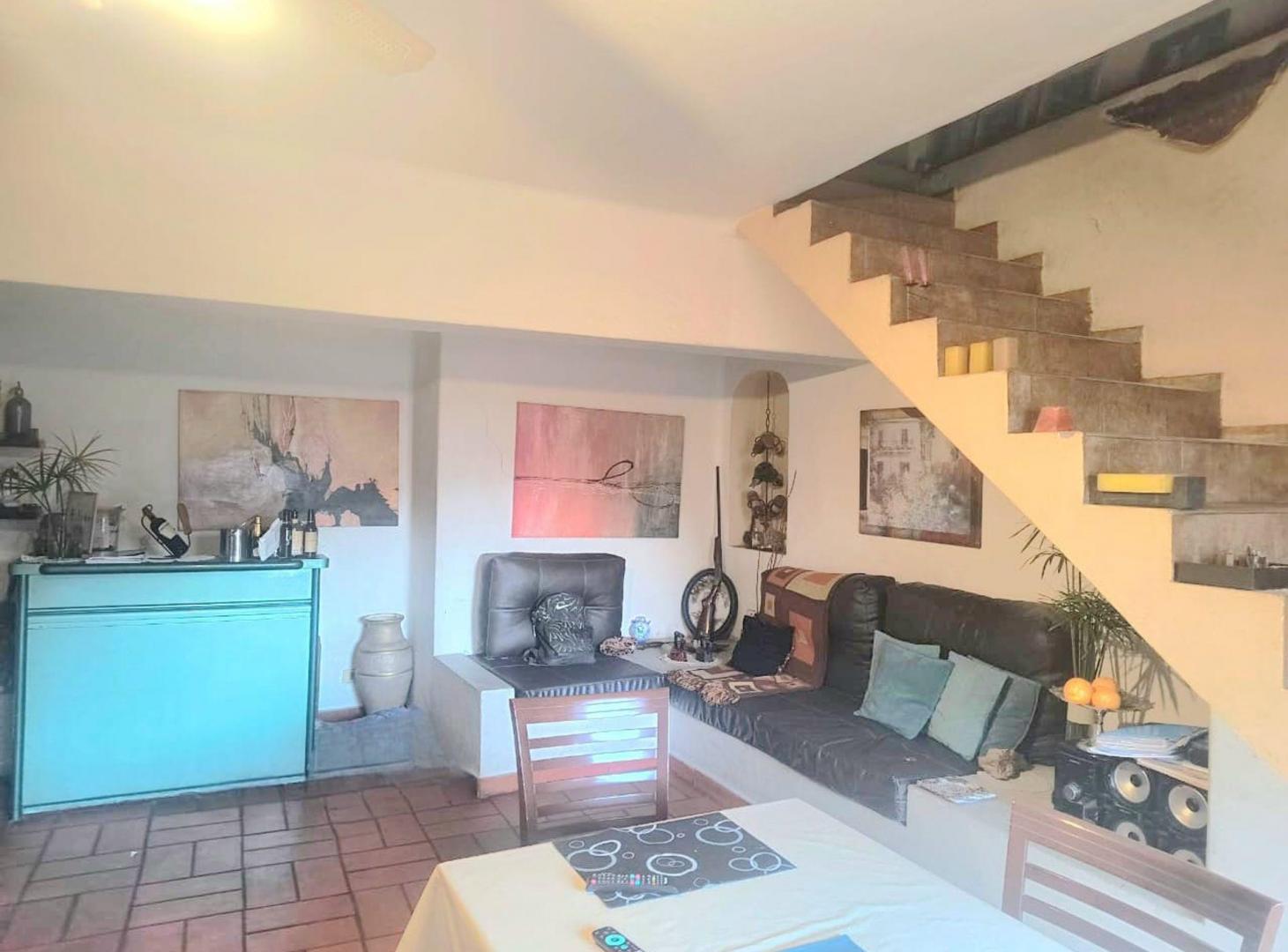 Foto de VENTA CASA 6 AMBIENTES FLORES EN BLOQUE TERRAZA, imagen 3