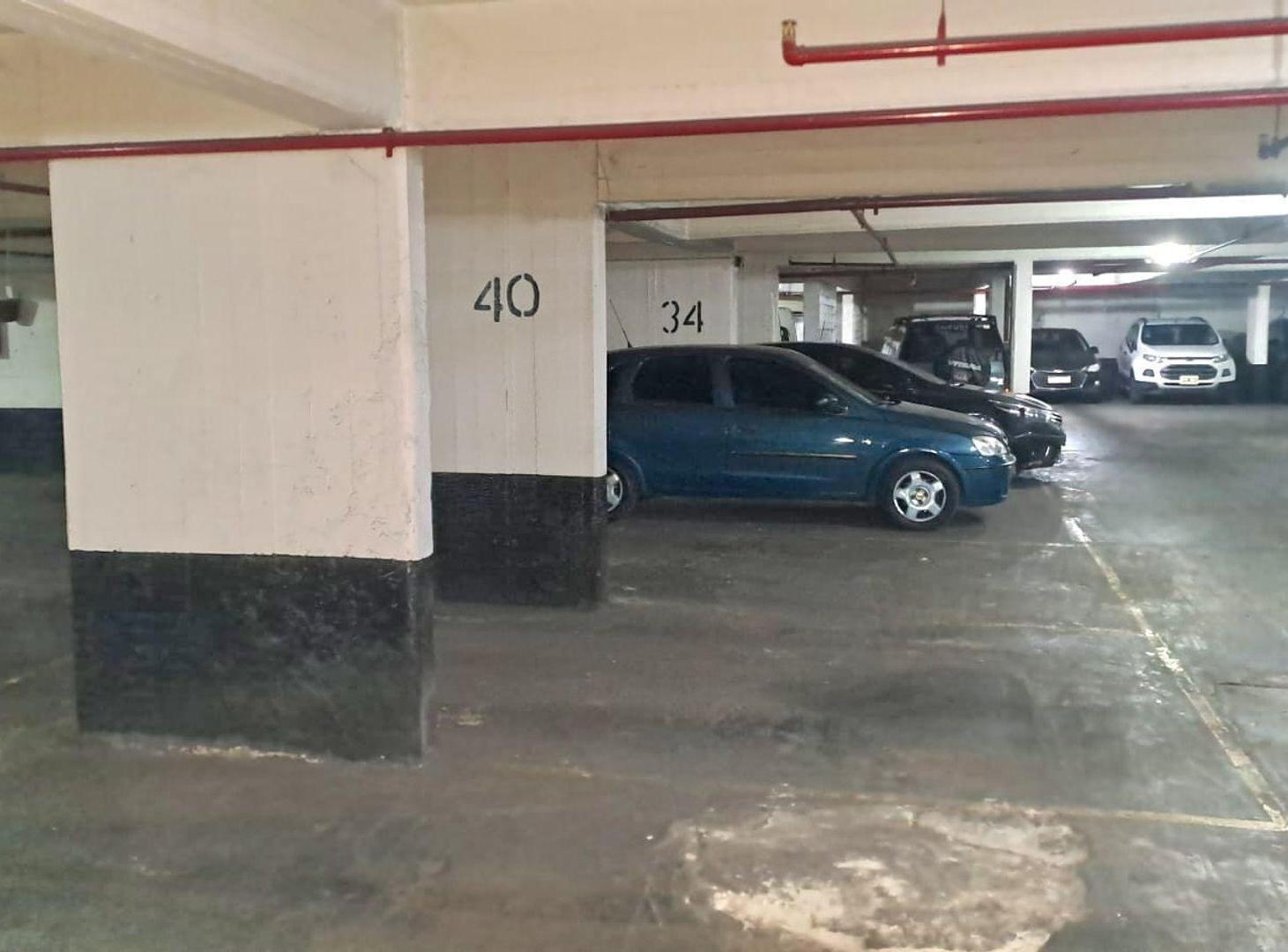 Foto de VENTA COCHERA FLORES AVENIDA SAN PEDRITO, imagen 5
