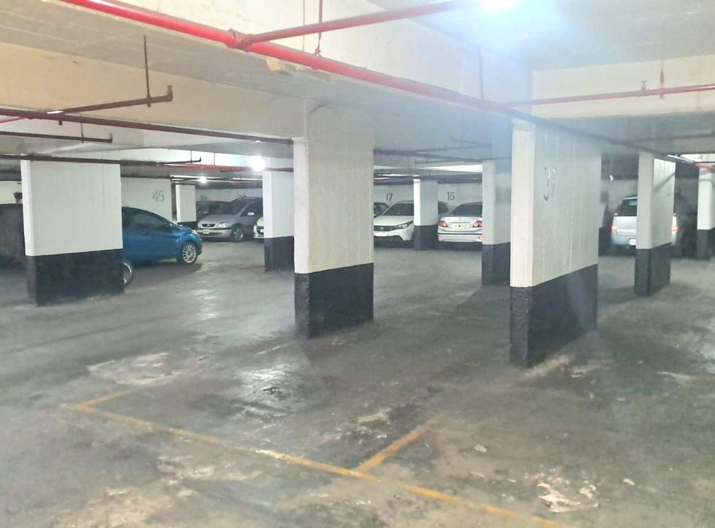 Foto de VENTA COCHERA FLORES AVENIDA SAN PEDRITO, imagen 4