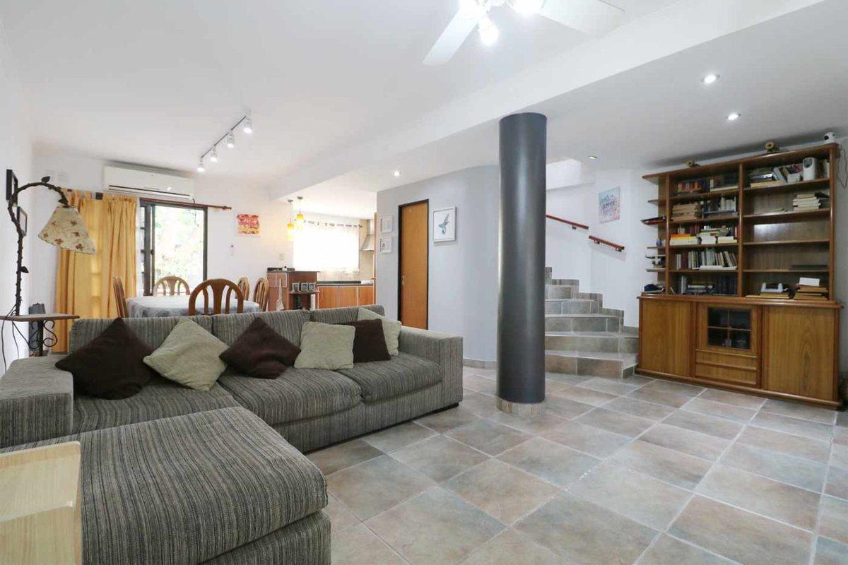 Foto de CASA 5 AMBIENTES VENTA VILLA CELINA PATIO GARAGE, imagen 3