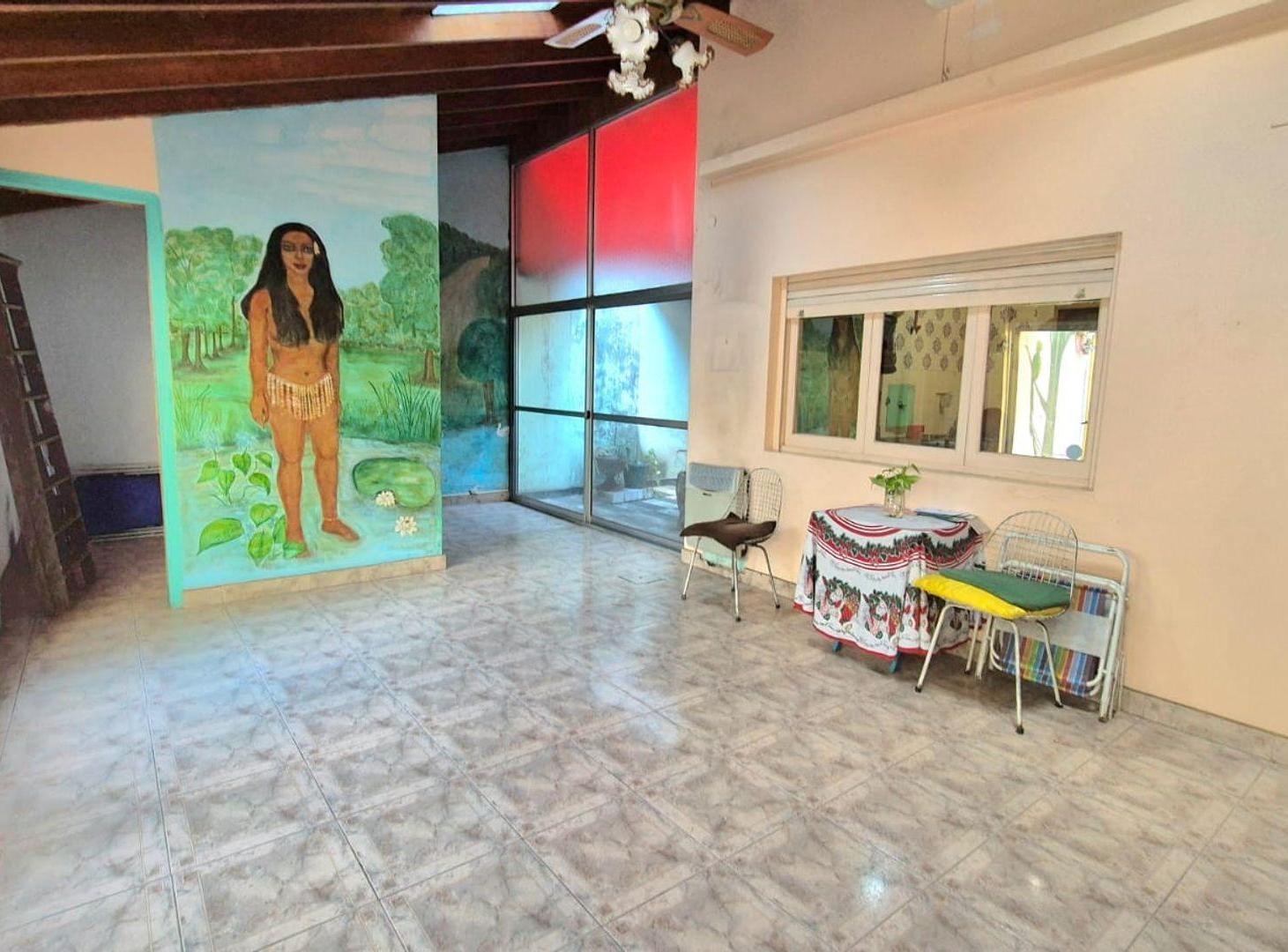 Foto de CASA 4 AMBIENTES EN VENTA EN BALLESTER CON PARQUE, imagen 5