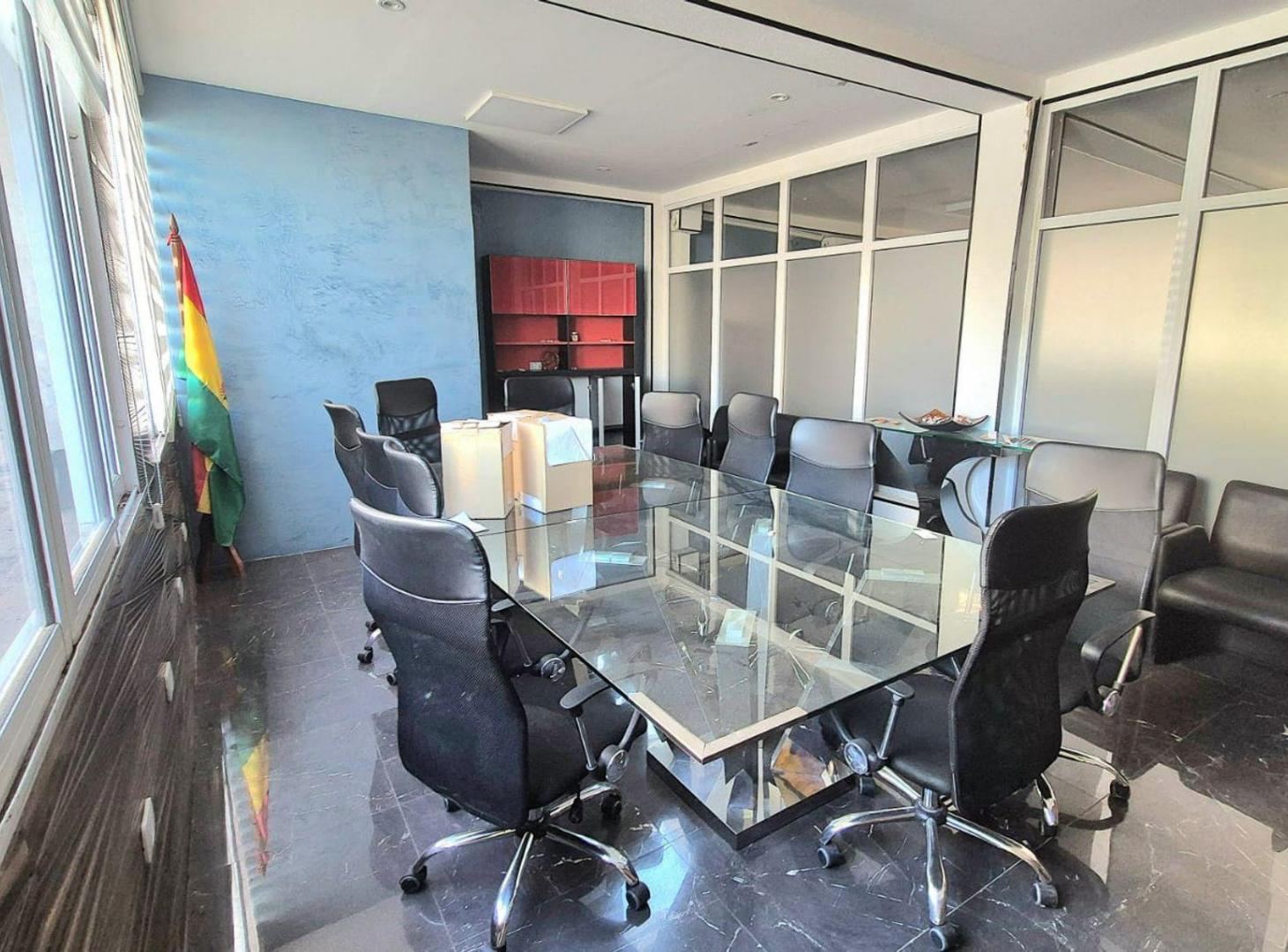 Foto de EDIFICIO DE OFICINAS VENTA AVELLANEDA CENTRO, imagen 4