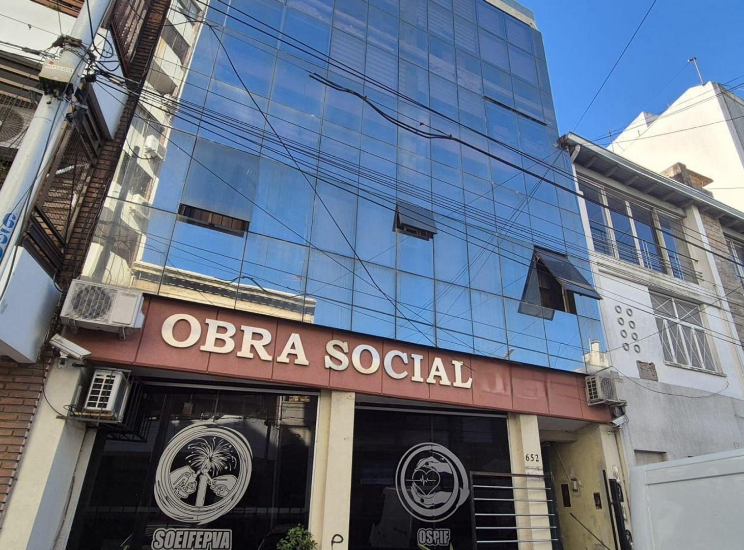 Foto de EDIFICIO DE OFICINAS VENTA AVELLANEDA CENTRO, imagen 5