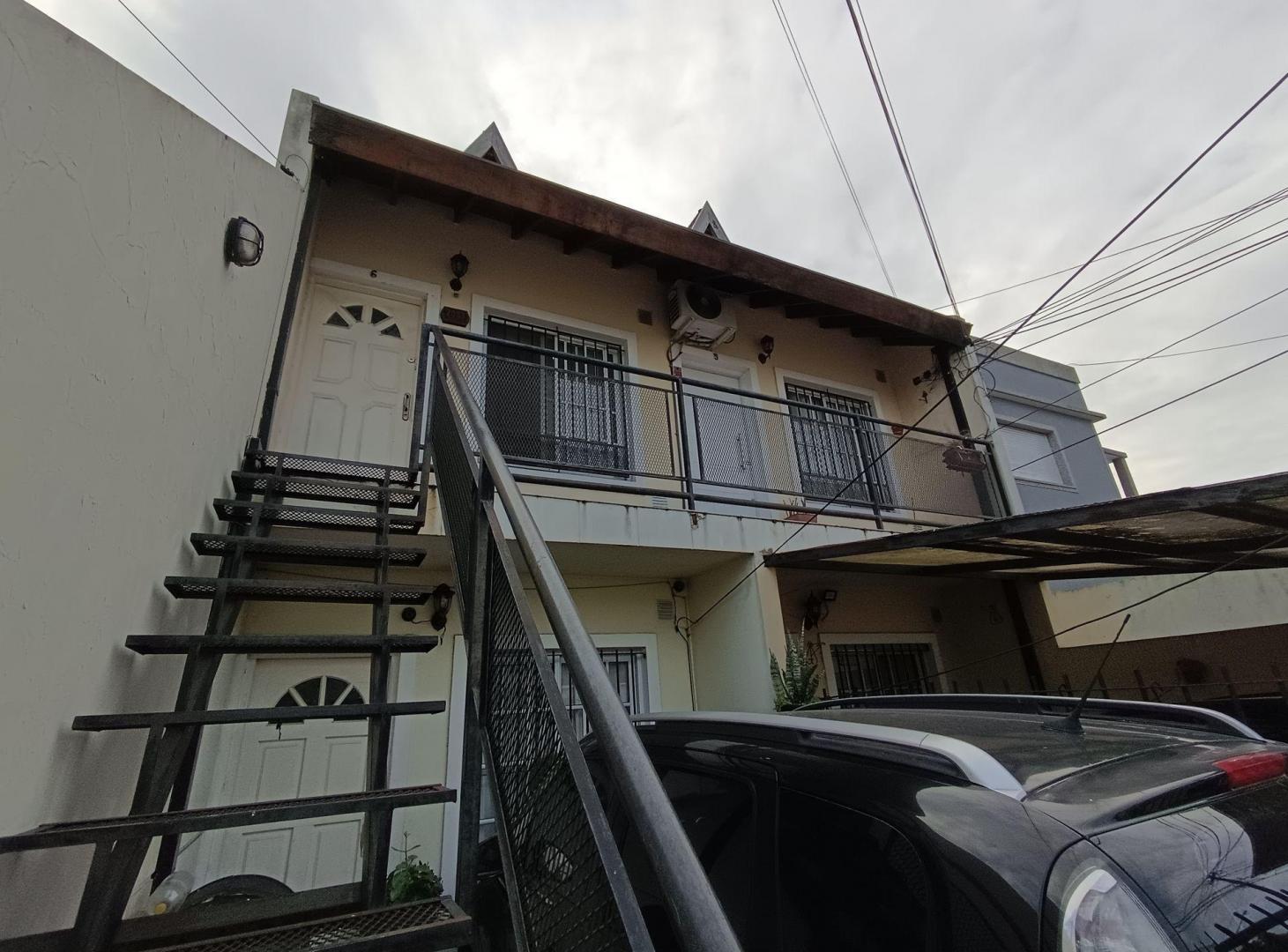 Foto de VENTA PH 4 AMBIENTES VILLA LUZURIAGA PATIO, imagen 2