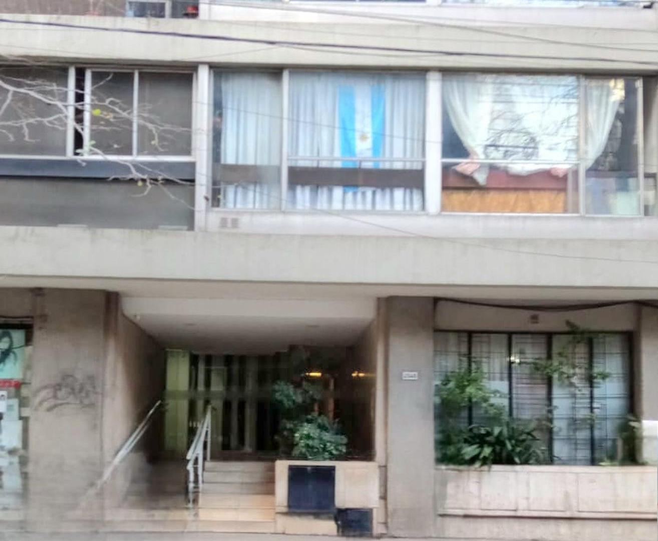 Foto de DEPARTAMENTO MONOAMBIENTE ALQUILER FLORES, imagen 4