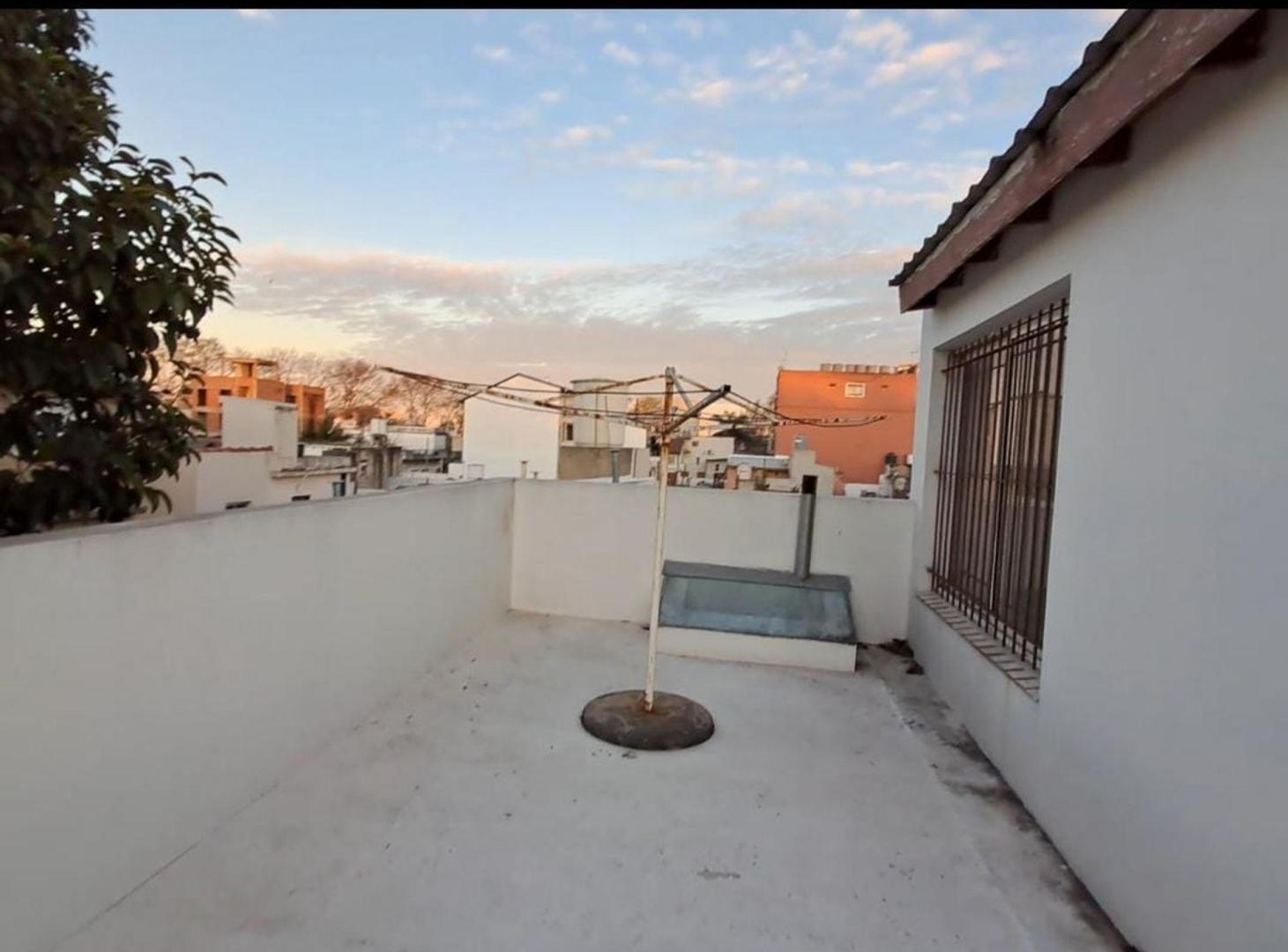 Foto de PH TIPO DUPLEX 3 AMBIENTES SAN ANDRES CON TERRAZA, imagen 1