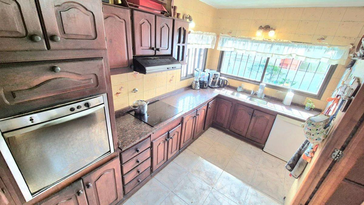 Foto de CASA VENTA VILLA BALLESTER CON PILETA Y PARRILLA, imagen 3
