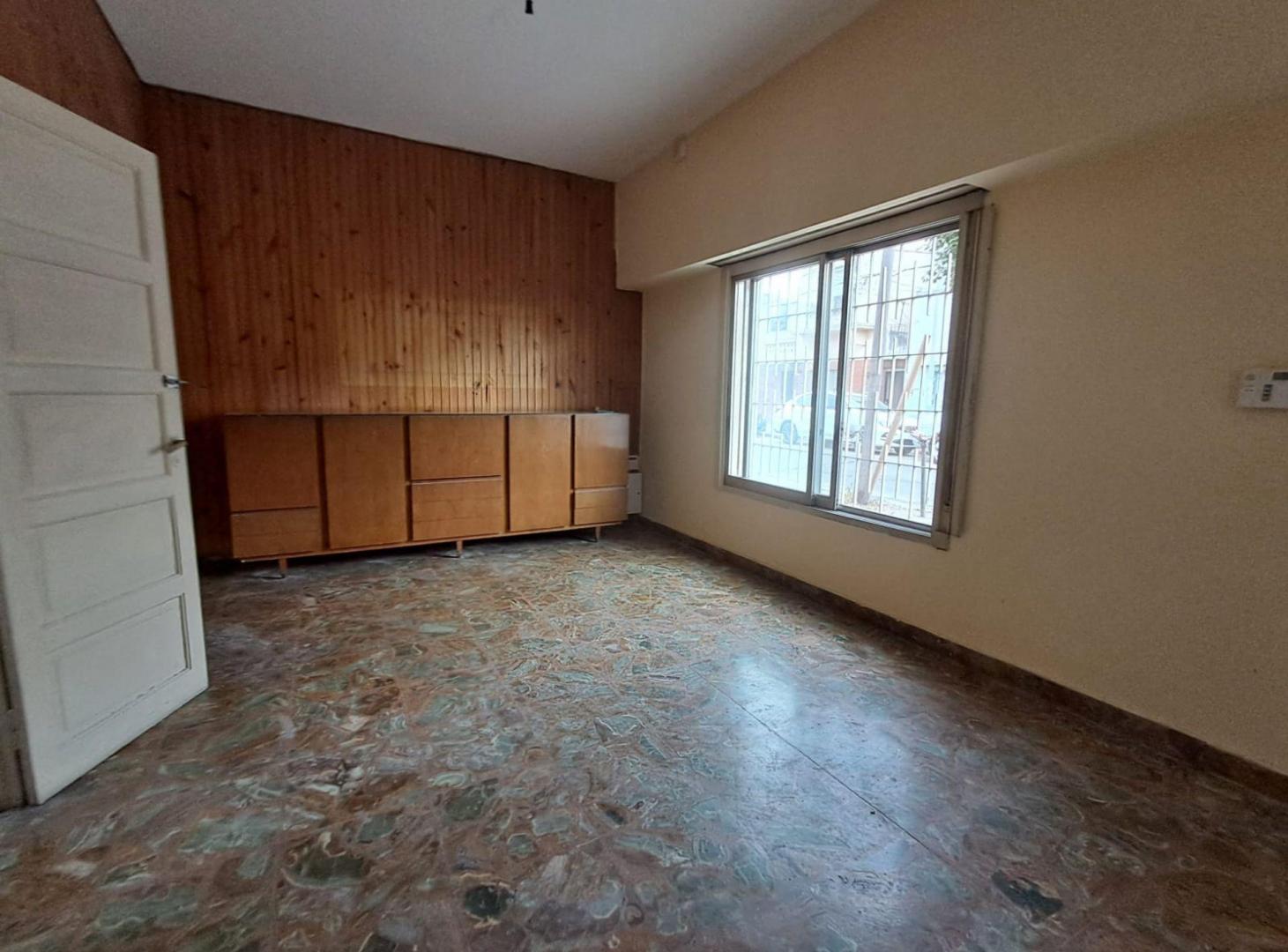 Foto de CASA 3 AMBIENTES VENTA SAN MARTIN COCHERA PATIO, imagen 2
