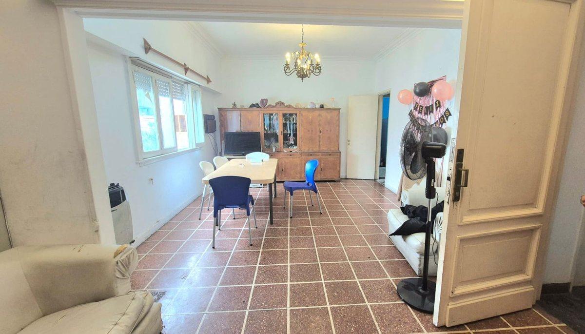 Foto de VENTA PH 4 AMBIENTES EN VILLA URQUIZA CON TERRAZA, imagen 4