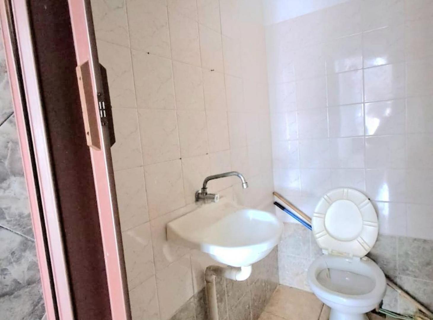 Foto de VENTA LOCAL LOMA HERMOSA 30 m2, imagen 4