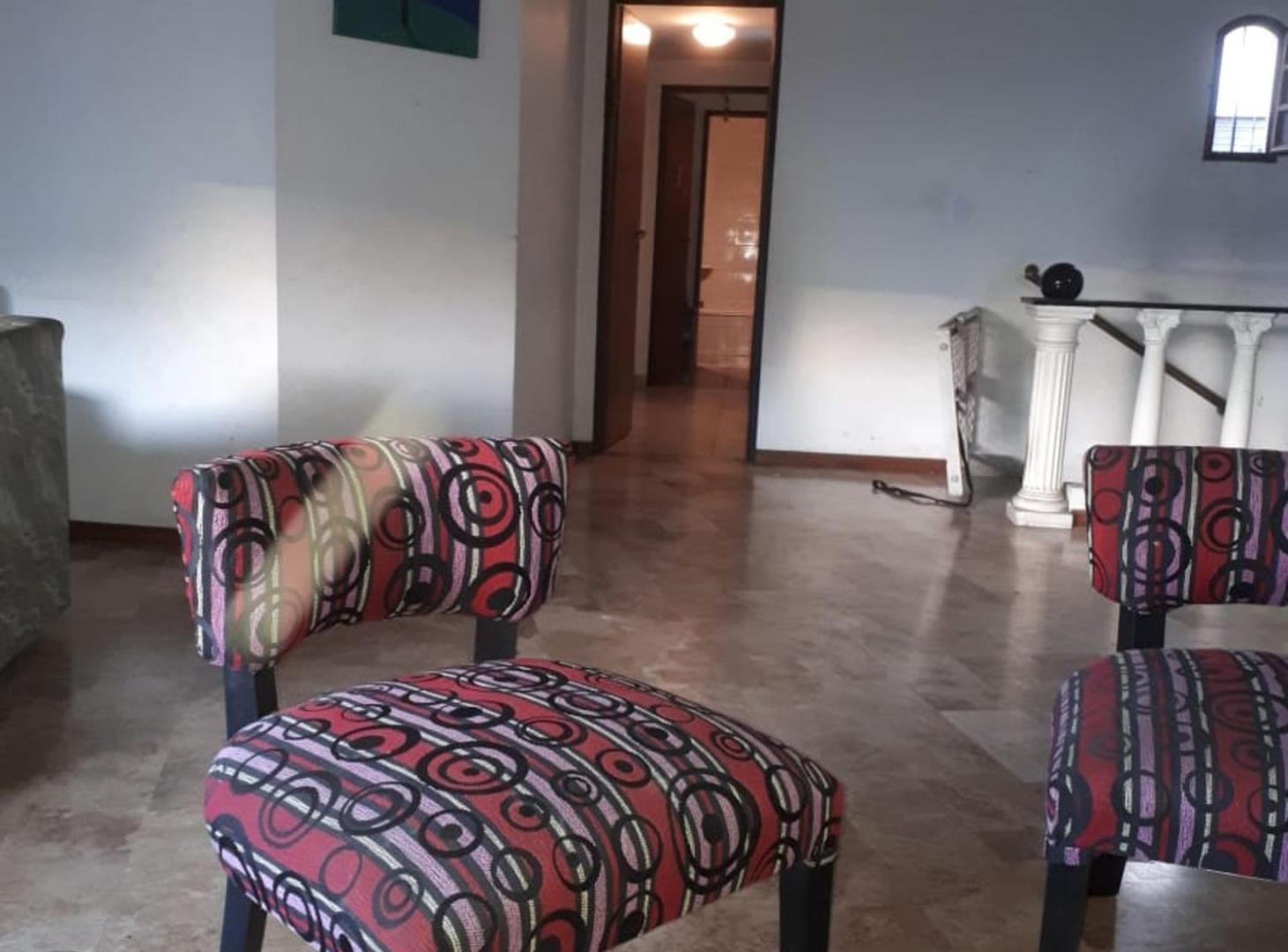 Foto de CASA 6 AMBIENTES VENTA PARQUE AVELLANEDA COCHERA, imagen 4