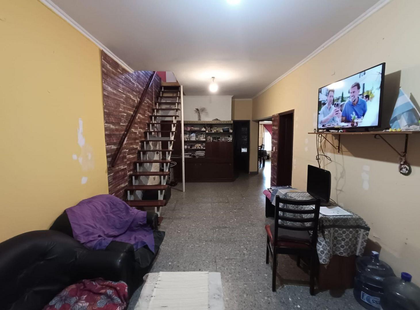 Foto de VENTA CASA 4 AMBIENTES VILLA LUZURIAGA GARAGE, imagen 3