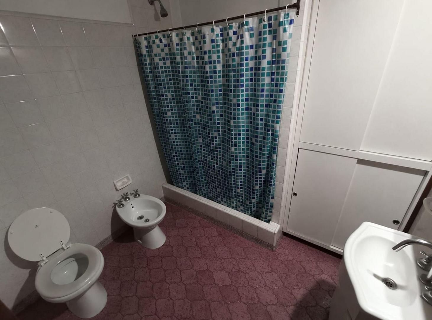Foto de VENTA CASA 4 AMBIENTES VILLA LUZURIAGA GARAGE, imagen 5