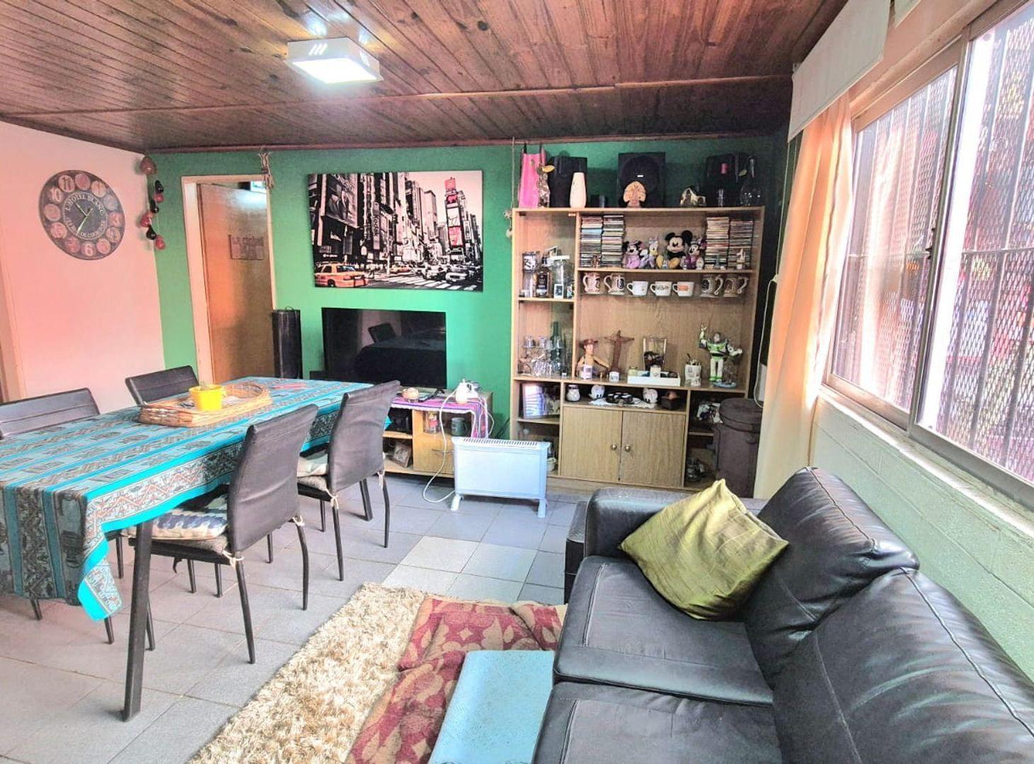 Foto de CASA EN VENTA JOSE L. SUAREZ PILETA Y PARRILLA, imagen 4