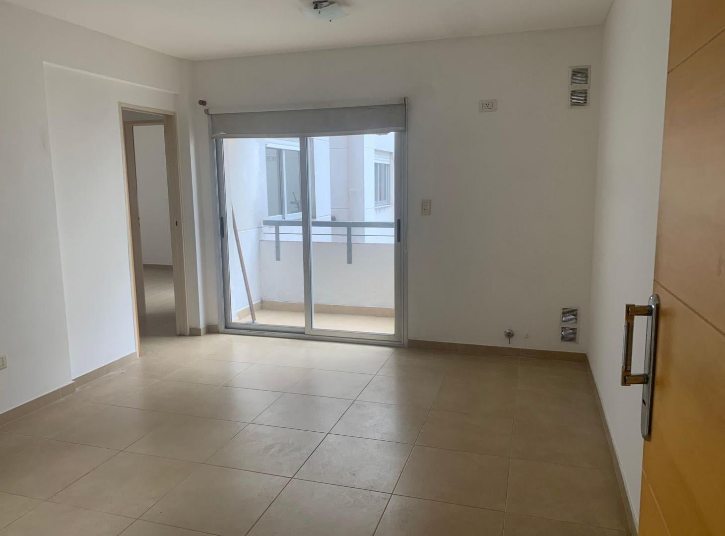 Foto de DEPARTAMENTO 2 AMBIENTES ALQUILER MORON COCHERA, imagen 3