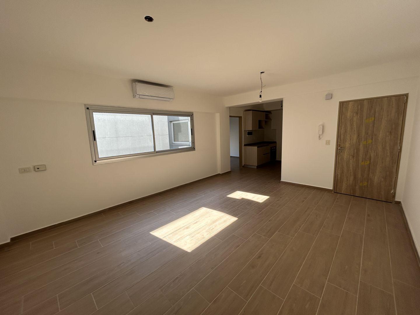 Departamento 2 ambientes. | AV. DORREGO al 1000
