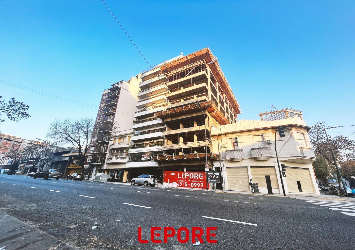 1 AMBIENTE | Av. San Juan al 3900